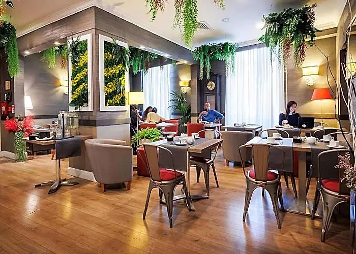 Dharma Hotel