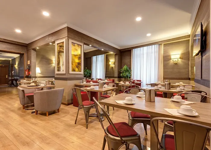 Dharma Hotel Rome